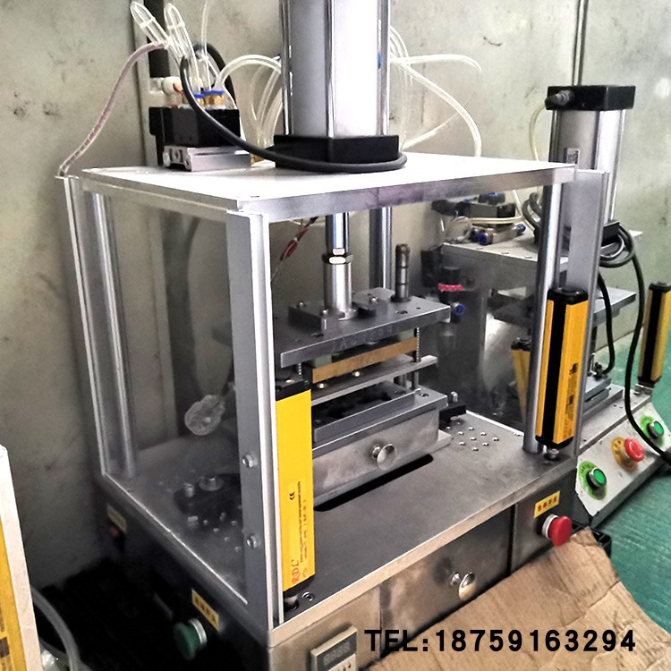 切水口治具 将塑胶产品水口切除夹具 代替人工剪除水口 一出多个