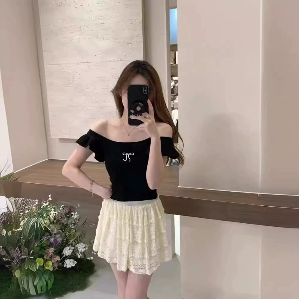 Summer sexy cute T-shirt with bow, with embroidery