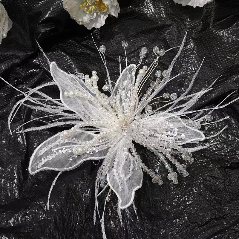 仙美純欲の白いレースの羽の真珠の水晶の花のdiyは糸の花の頭をねじって飾ります。|undefined