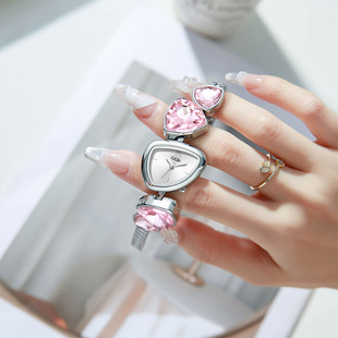 ��ϸ��ֵ�r��Ů���p��ˮ���荸��ֵС����Ҏ�t�YƷ��朱�