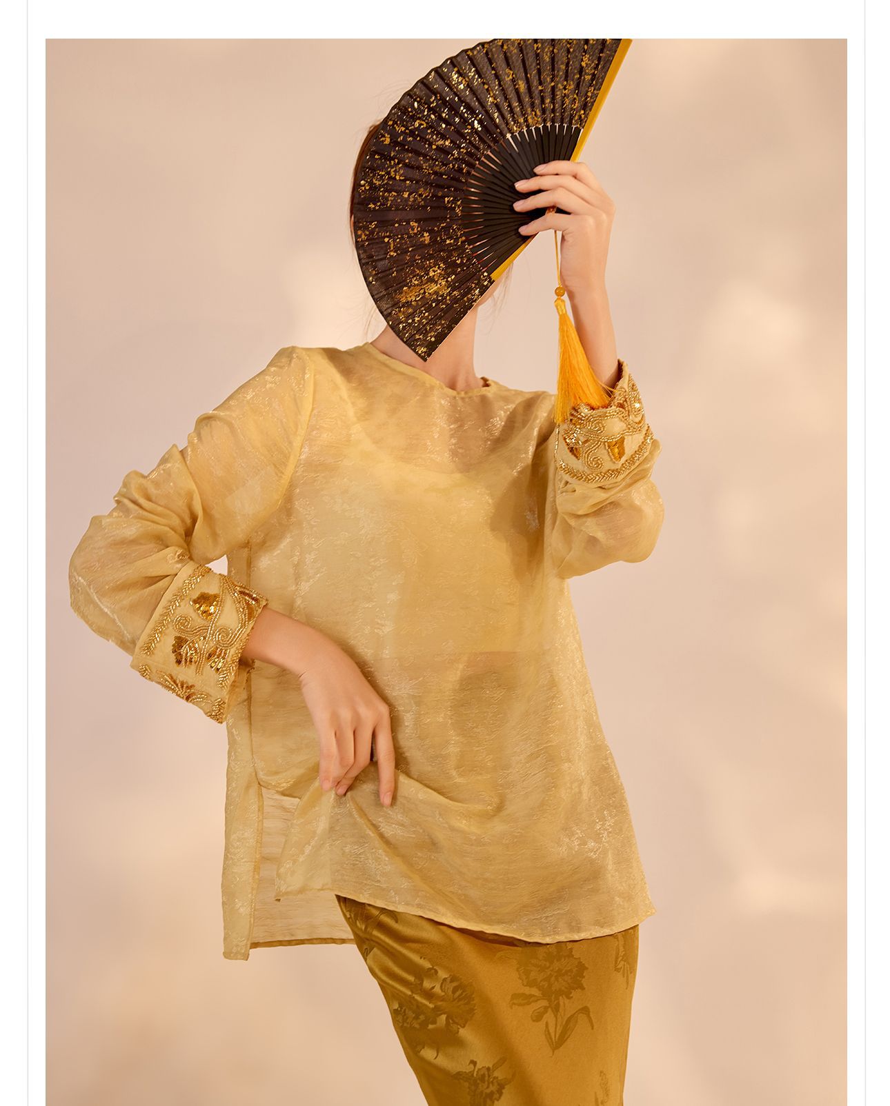 Áo sơ mi nữ dài tay phong cách Trung Hoa mới, đính cườm thêu tay, chất liệu rayon mỏng nhẹ N2071 — Màu hồng, Màu trắng be, Màu vàng nhạt chi tiết 28
