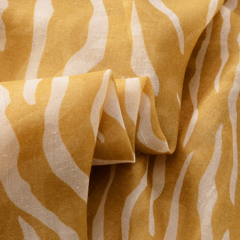 Estilo europeo y americano algodón y lino sienten bufanda de seda de moda frontera amarilla patrón animal impreso bufanda de viaje fotografía chal decorativo