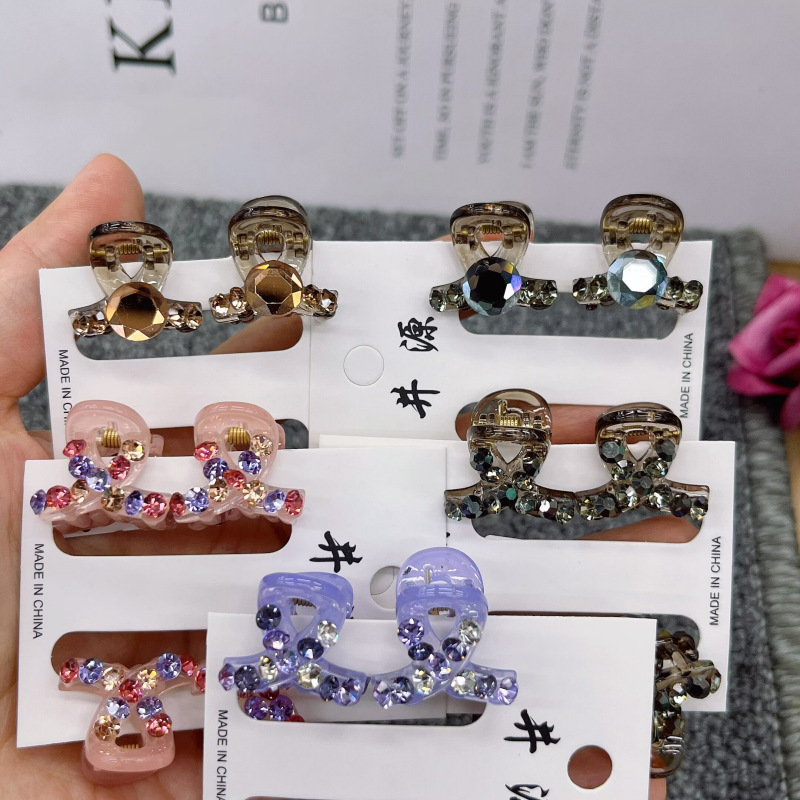 Small Claw Clips for Bangs, Small Hair Clips, Claw Clips, Hairpins, Top of Head Clips, Hair Clips for Stray Hair, Side Clips, Hair Accessories for Women with a Stylish Look