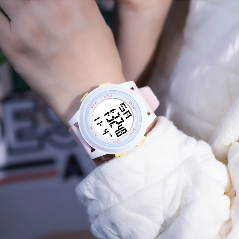 Nuevo estilo dulce macaron estudiante chica fresca moda Junior High School deportes reloj impermeable reloj electrónico