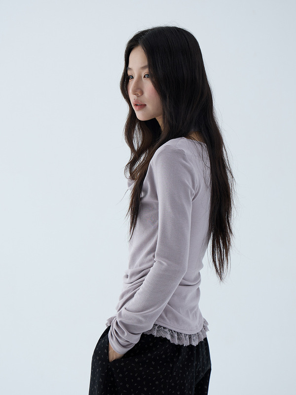 【欧凡】纯欲风荡领蕾丝挂脖假两件长袖T恤女25秋季别致上衣3140|undefined