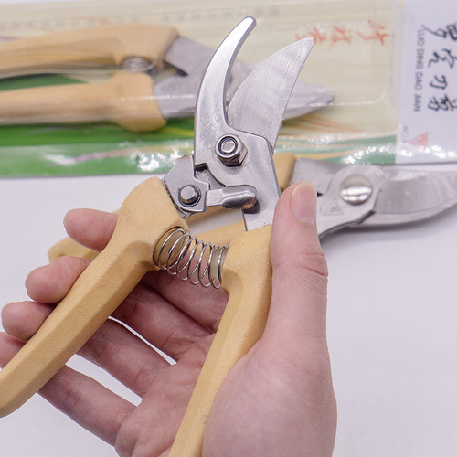 Factory wholesale Luoding knife scissors A01 pruning shears for gardens, fruit trees, flowers, and grafting gardening scissors, 10 pieces