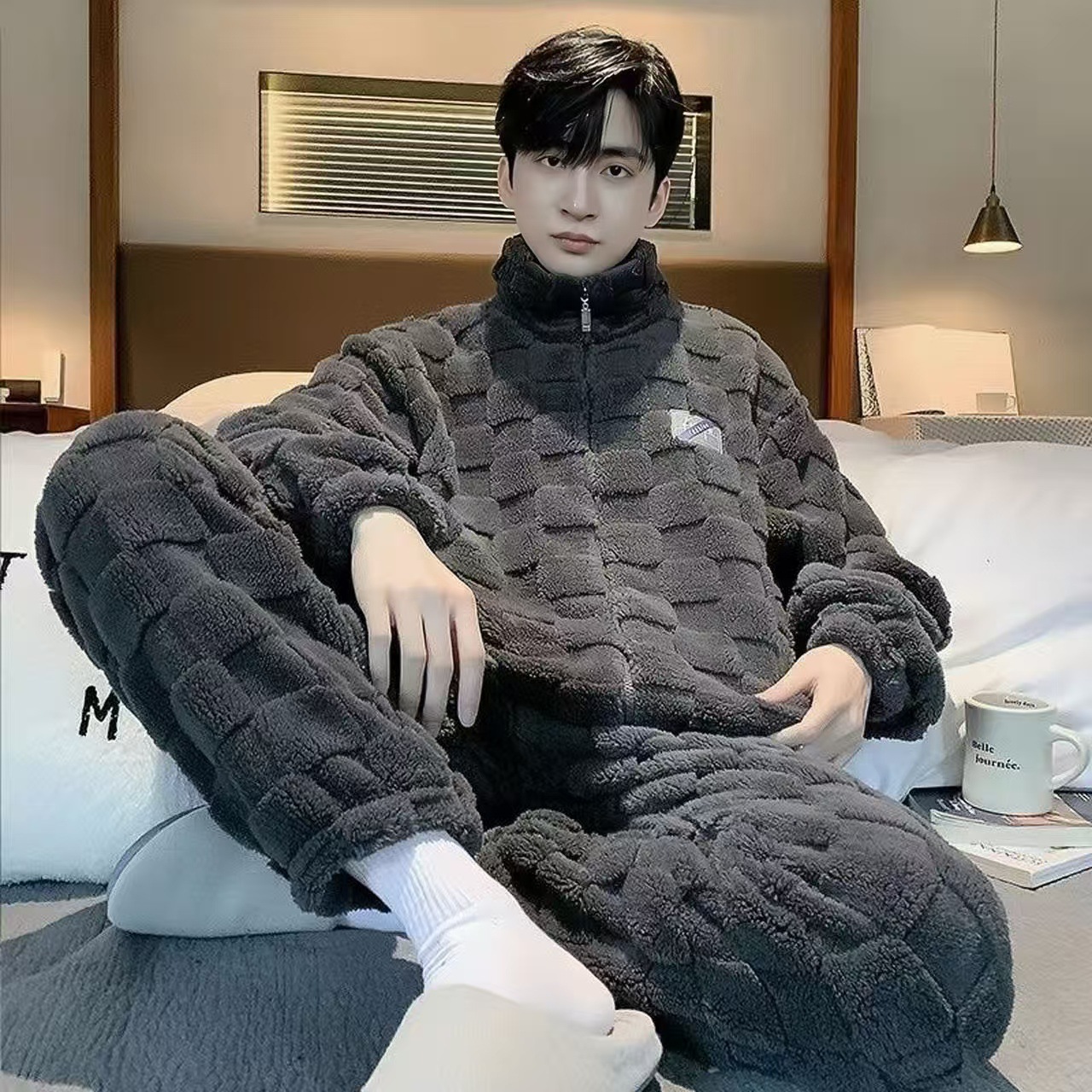 Men's Pajamas for Autumn and Winter, Home Wear, High-End Fashion, Husband's Pajamas, Coral Fleece Pajama Set