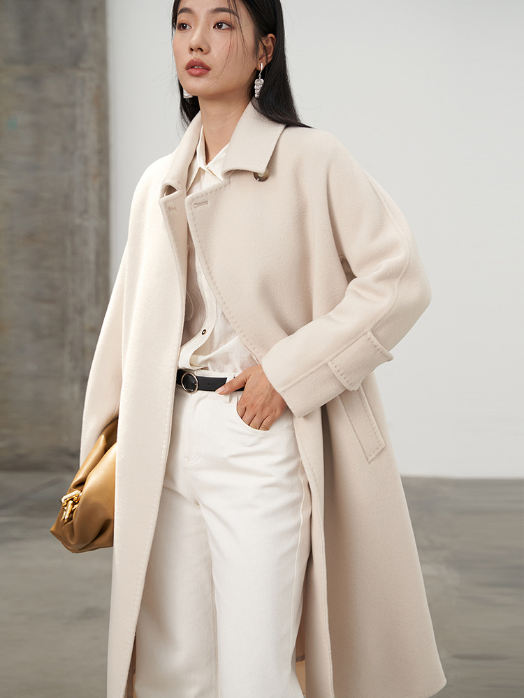 【盛都】冬新シンプルでかっこいい閉店襟一粒のボタンがゆったりしています。