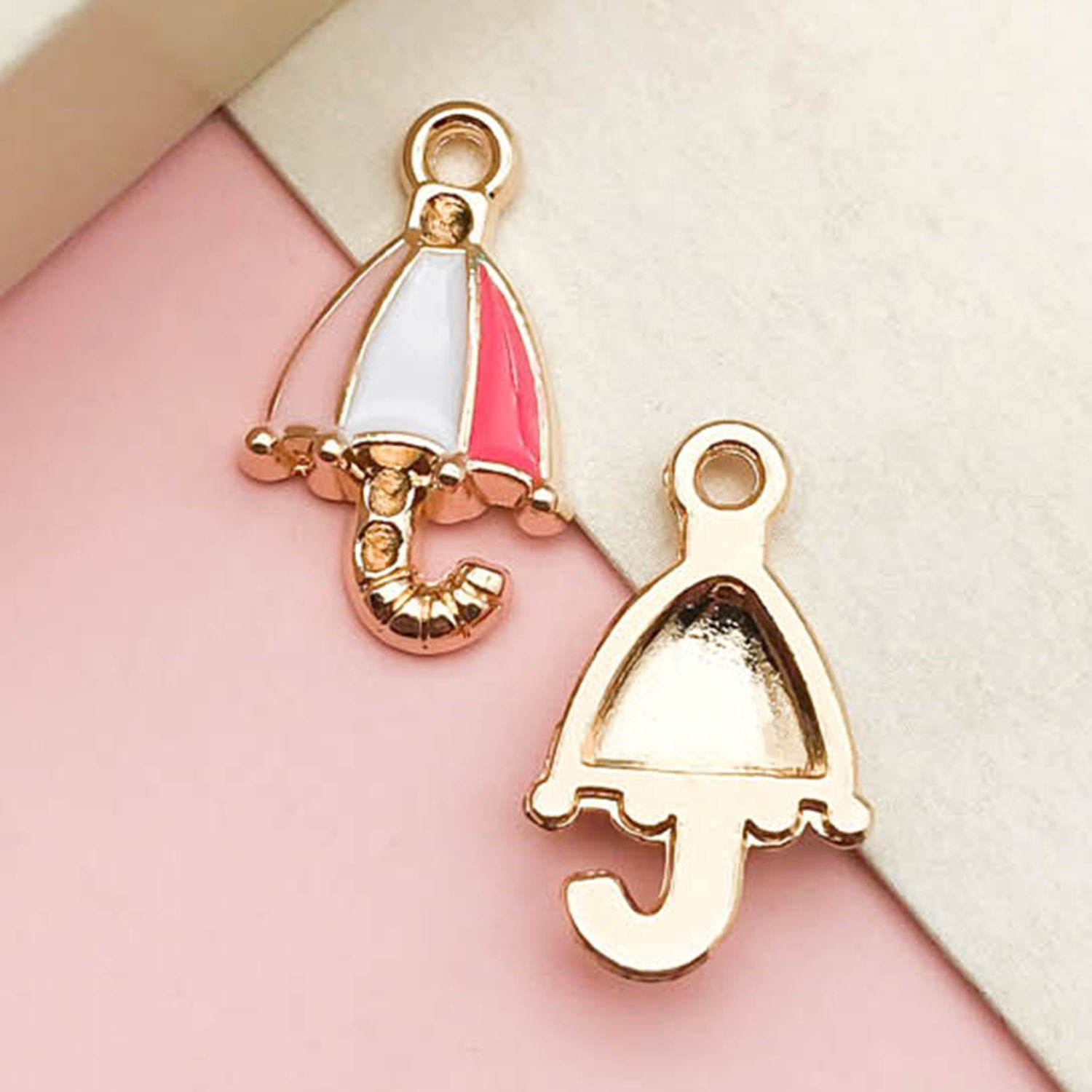 1 Rosa Conchas sirena flor conejo aleación gota colgante de aceite simple joyería material fábrica al por mayor