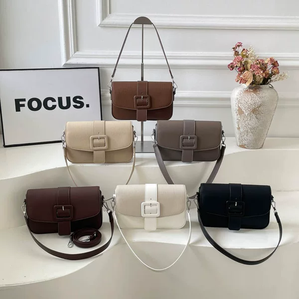 Cross-border niche design handbag for women, 2026 new collection, stylish and sophisticated shoulder bag, retro and versatile small square bag