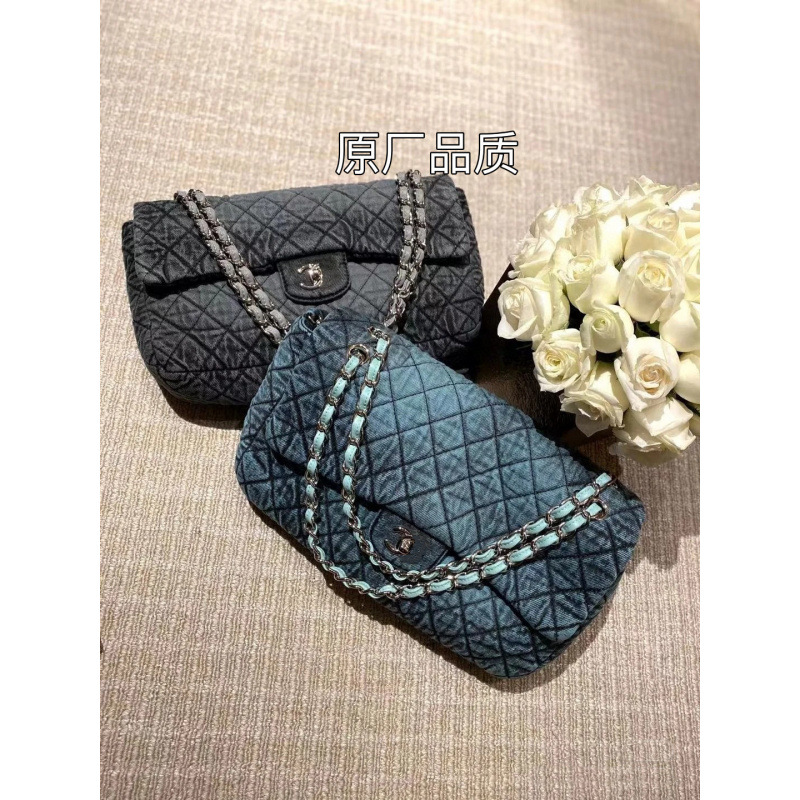 Vintage Chanel CF bag made of top-quality washed denim fabric, unique and stylish large bag for women