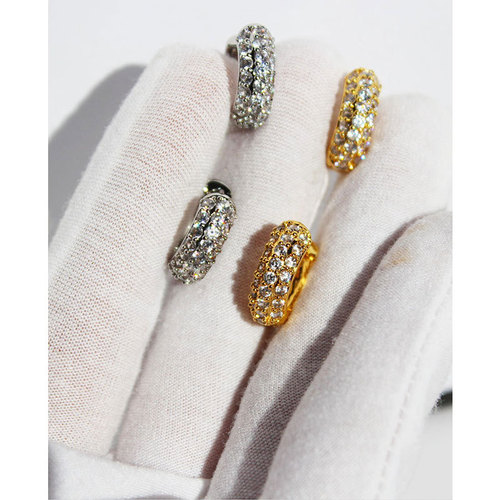 Brass plated real gold/platinum Korean light luxury high-end diamond round earrings blogger style earrings 582