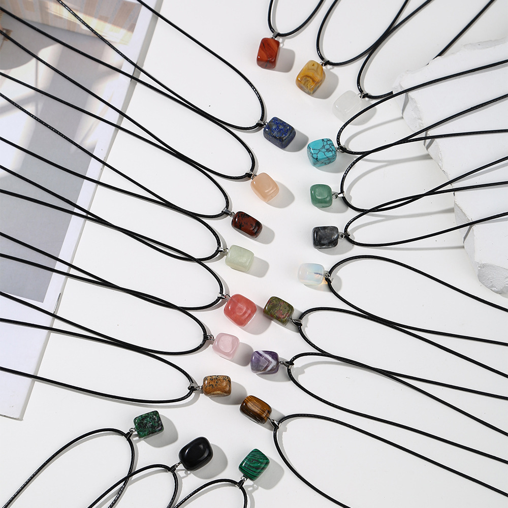 Cross-border Amazon natural crystal pendants, irregular amethyst and lapis lazuli necklaces, sweater chains, jewelry manufacturer wholesale