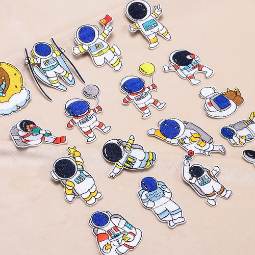 Original new fashionable astronaut embroidery cloth patch computer embroidery can be ironed and hand-sewn patch patch badge