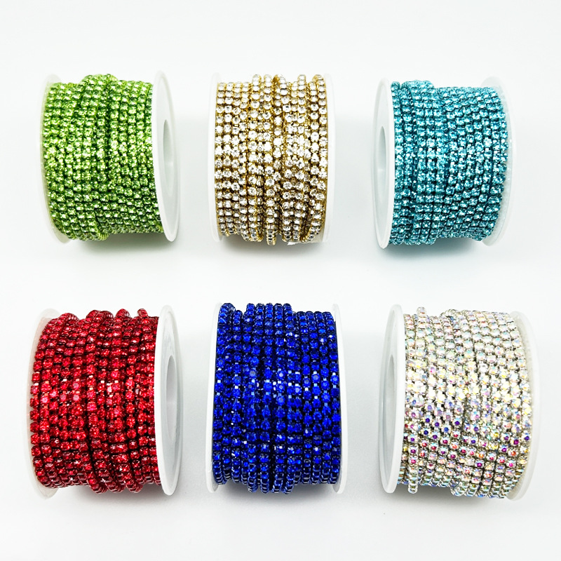 China World A Diamond Rhinestone Cadena de garra Accesorios de joyería de bricolaje Cadena de diamantes de color de garra densa Cadena de diamantes de 3MM Barra de diamantes al por mayor