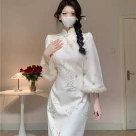 新中式国风改良旗袍连衣裙女秋冬感超好看修身收腰包臀长裙子