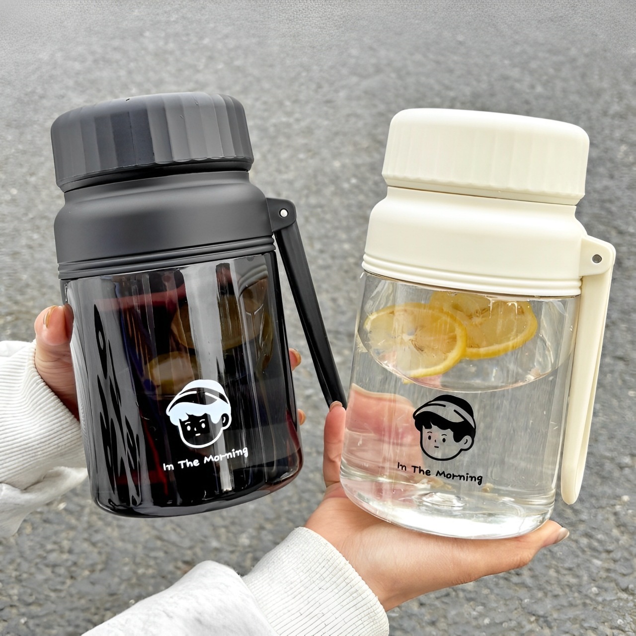 新款夏季大容量泡茶杯子便携提绳简约塑料杯运动耐高温水杯子