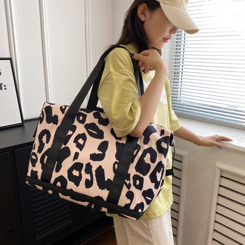 Foldable travel bag, portable large-capacity portable fitness bag, one-piece drop-shipping dry and wet separate fitness bag