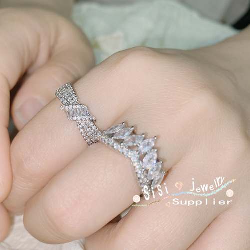 Sisi Hong Kong jewelry same style wedding ring, brilliant water drop zircon, 18K plated, niche bow ring, adjustable