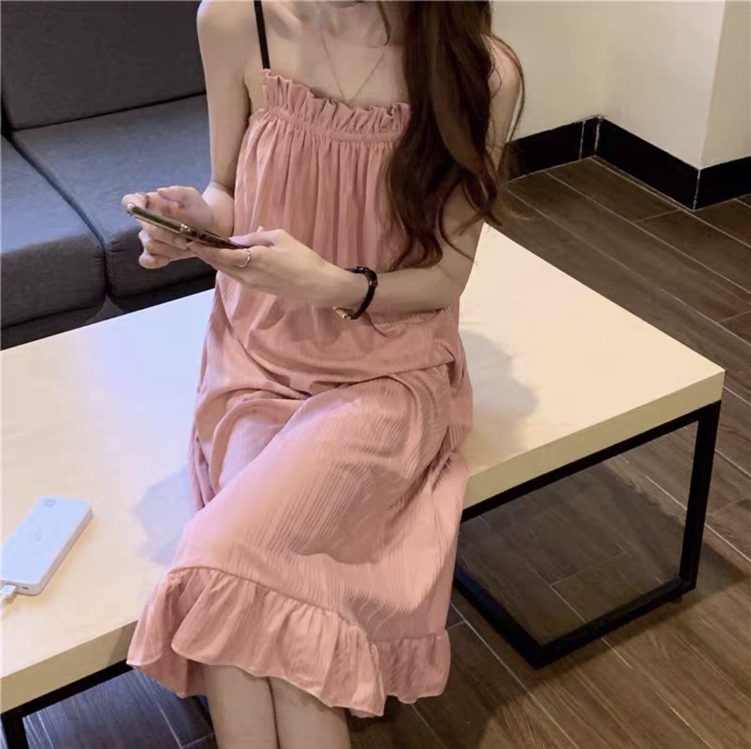 睡衣女夏季薄款吊带性感睡裙ins风小清新家居服坑条裙子