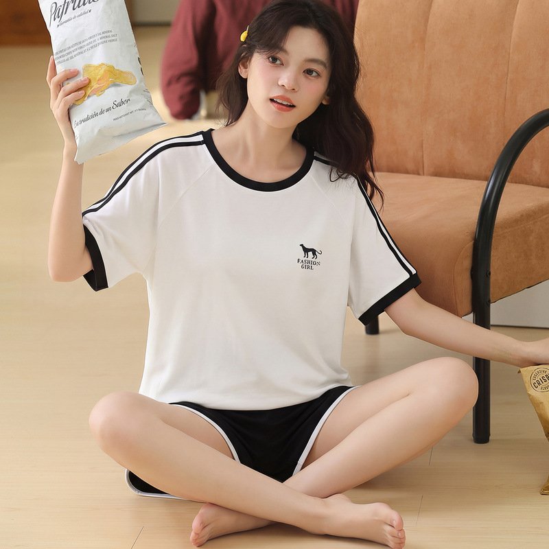 Youthful round-neck loose-fitting women's short-sleeve T-shirt, suitable for outdoor wear, sports and casual wear, made of pure cotton, short-sleeve shorts, summer home wear Youthful round-neck loose-fitting women's short-sleeve T-shirt, suitable for outdoor wear, sports and casual wear, made of pure cotton, short-sleeve shorts, summer home wear