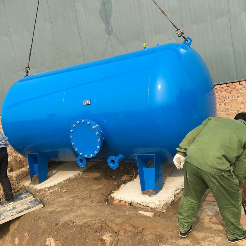 河北日兴3吨 5吨卧式碳钢供水罐 压力罐 10吨无塔供水器厂家发货