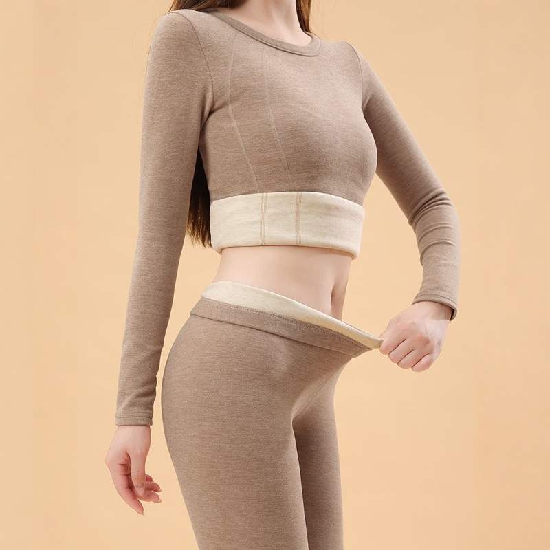 Seamless Thermal Underwear for Women, Autumn and Winter Fleece-Lined Cashmere Silk Thermal Base Layer Set