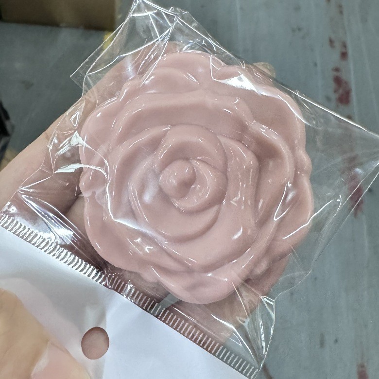 Nuevo modelo de galvanoplastia portátil rosa pequeño espejo de maquillaje espejo mini portátil de doble cara portátil espejo plegable de mano