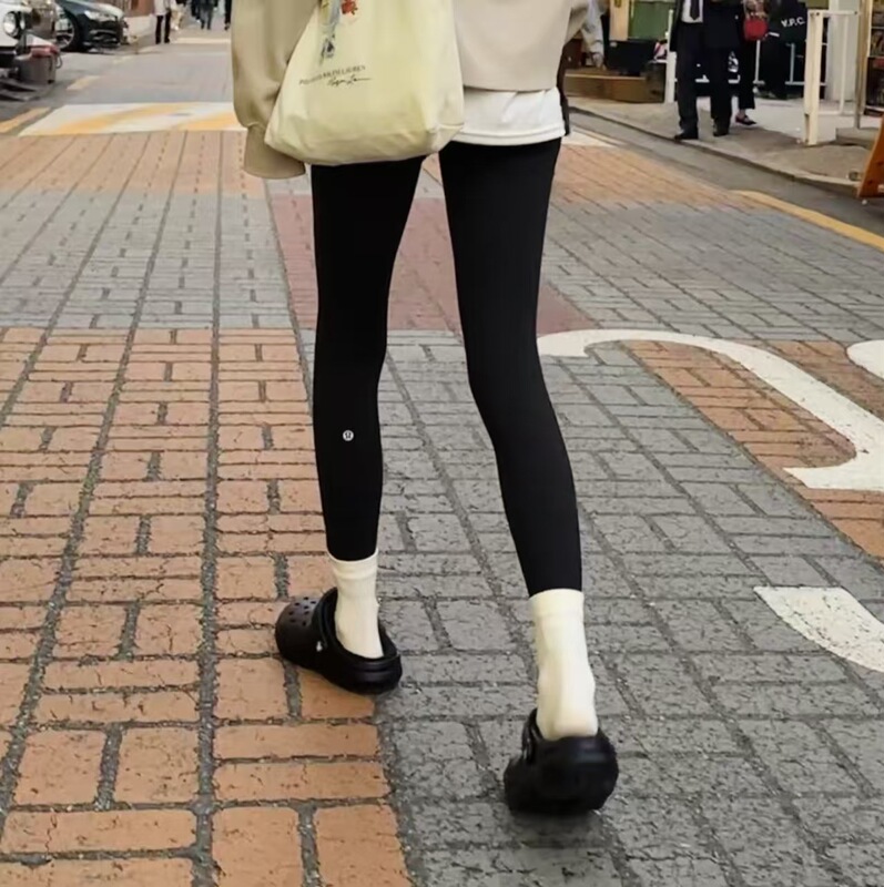 Lulu Original Label Nine-Point Pants Without Awkward Lines, Shark Pants with a Naked Feel, Yoga Sports High-Waisted Butt-Lifting Tight-Fitting Style with Calf Markings