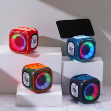 新款tg359无线蓝牙音箱rgb灯光音响插卡收音tws对联小钢炮speaker