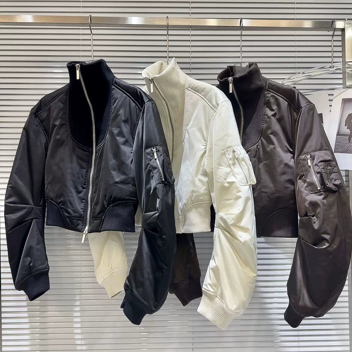 2025秋冬新款黑色棒球服外套 螺纹领口防风保暖棉服夹克棉衣外套