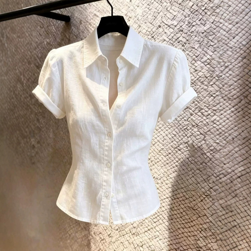 White Polo Collar Short-Sleeved Shirt for Women, Summer Korean Style Design, Stylish and Unique, Super Nice-Looking, Slim-Fitting and Chic Top White Polo Collar Short-Sleeved Shirt for Women, Summer Korean Style Design, Stylish and Unique, Super Nice-Looking, Slim-Fitting and Chic Top