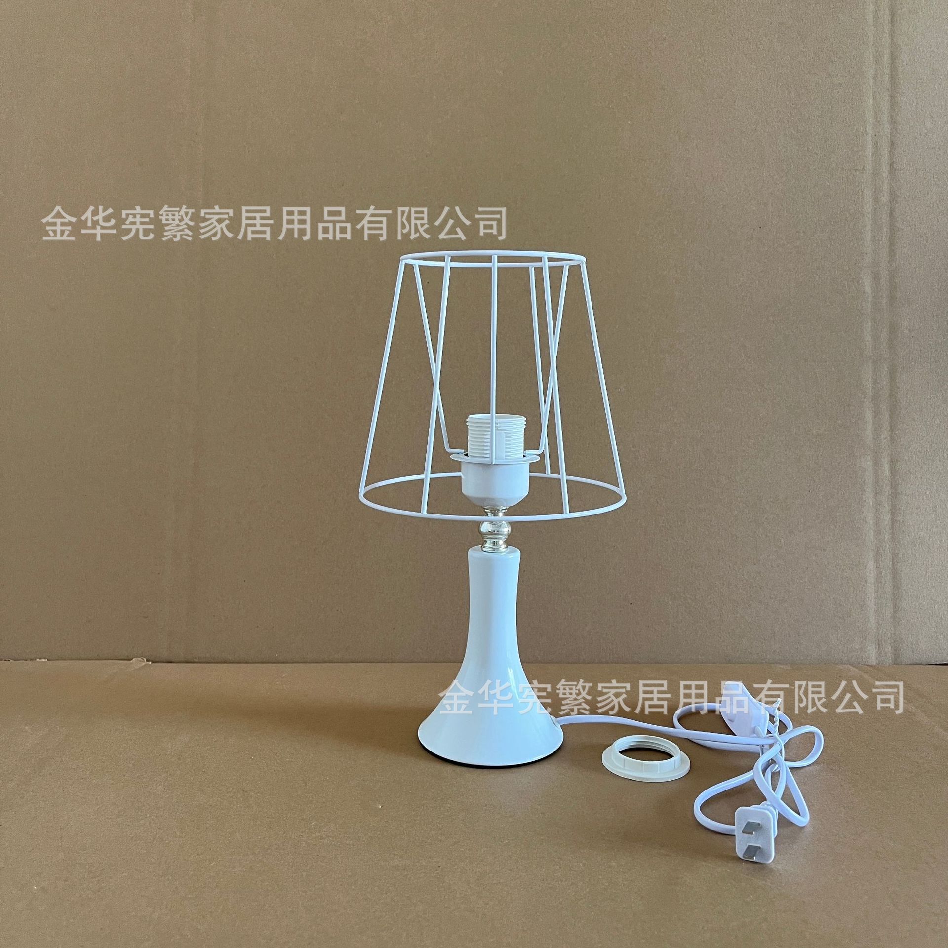 Xianfan E27 lámpara de escritorio base metálica alta alta bocina combinación de marco de hierro con botón de cable DIY hecho a mano