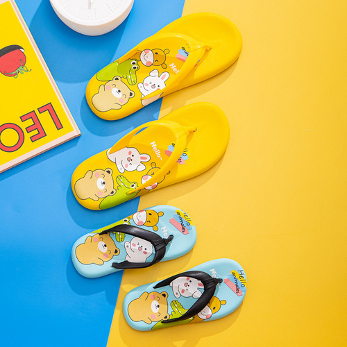 New Children's Thong Sandals Summer Girls Outdoor Wear Anti-Slip Soft Bottom Beach Shoes Children Student Cartoon Flip Flops Men 