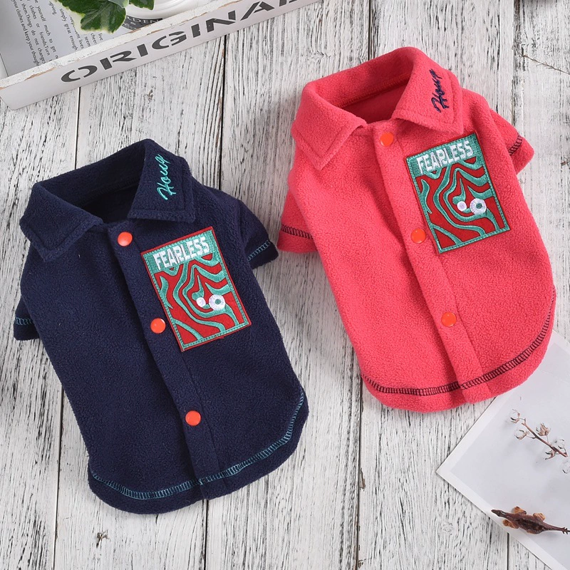 Одежда для домашних животных Koji Fa Dog Middle Dog осенняя и зимняя фланговая собака рубашка кошачий трансграничный костюм кошачье пальто