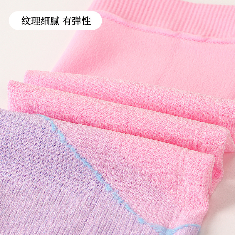 Silk travel sleeves for cycling