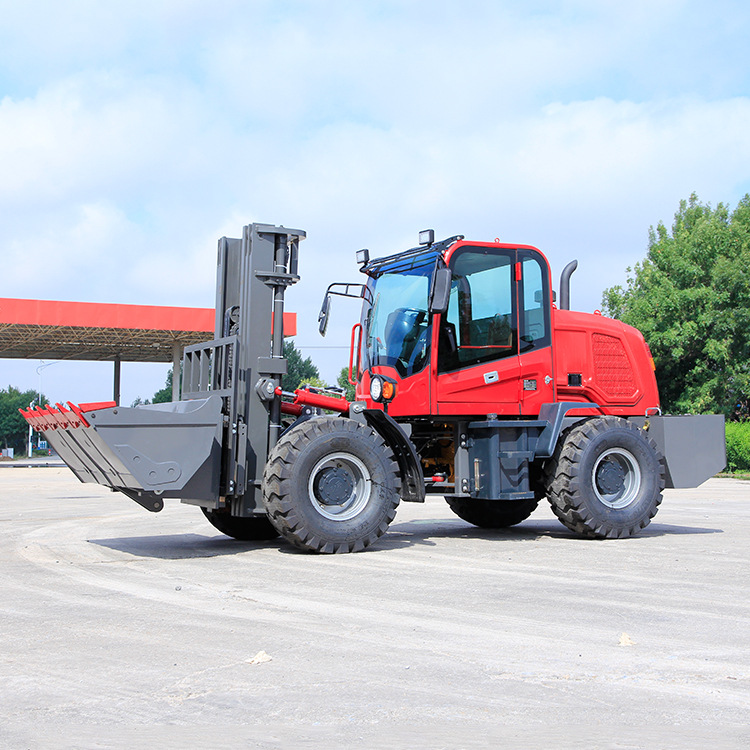小型越野叉车内燃式柴油四驱越野叉车设备四驱轮式越野叉车批发