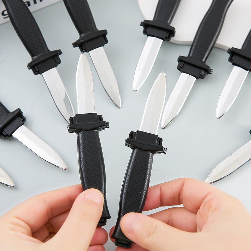 Children's Boys' Gift Toys Spring Knife Retractable Plastic Knife Prank Performance Dagger Fake Knife Props Wholesale