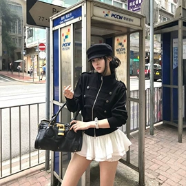 连衣裙;女式衬衫;女式T恤