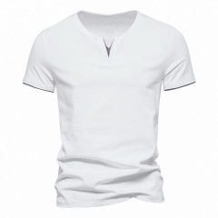 夏の新しい偽ツーピース V ネック Tシャツ半袖メンズファッショントレンド綿無地フィットネススポーツ Tシャツ