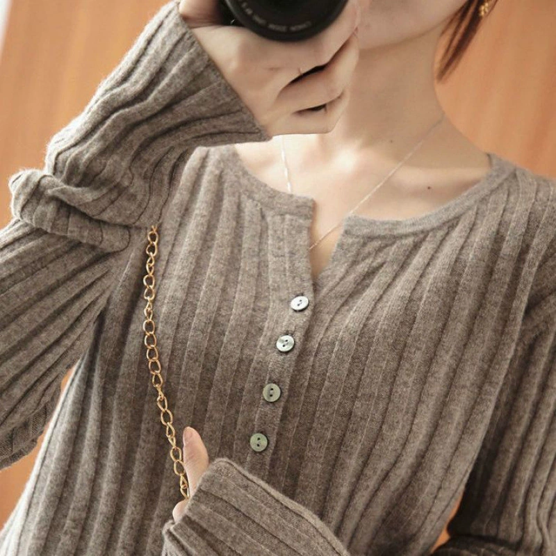 Демисезонная короткая кофта-п cardigan?