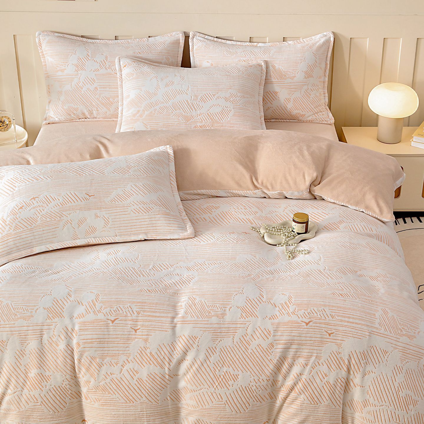 Cama de invierno con cuatro piezas de seda de leche gruesa tallado flange de coral sábanas cubiertas de seda de tres piezas de seda