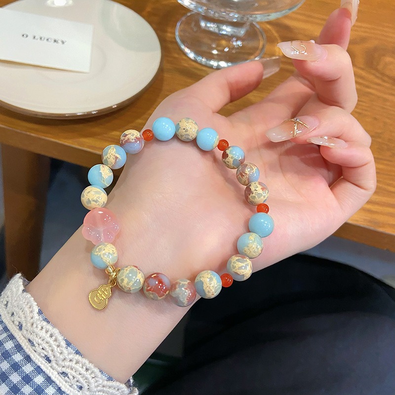 Natural salt source agate bracelet for women, fresh and sweet, auspicious card hand, niche design, high-end feel, Shoushan stone bracelet wholesale 441 Application Scenario