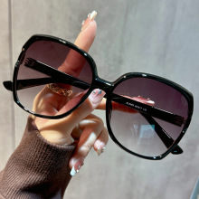 黑灰双色片老花眼镜女大框墨镜塑料框显年轻时髦潮太阳镜洋气老光