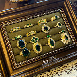 GraceVintage中世纪绿尖晶精致日常款 镀金宫廷蕾丝镂空绿锆戒指