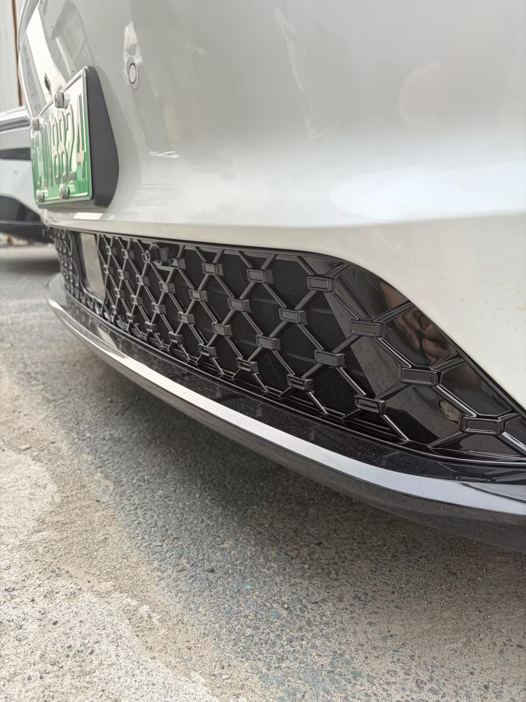 Suitable for Toyota Prius 7, insect-proof grille protection, dust protection, snap-on installation, direct sales from the manufacturer, can be shipped on behalf of others