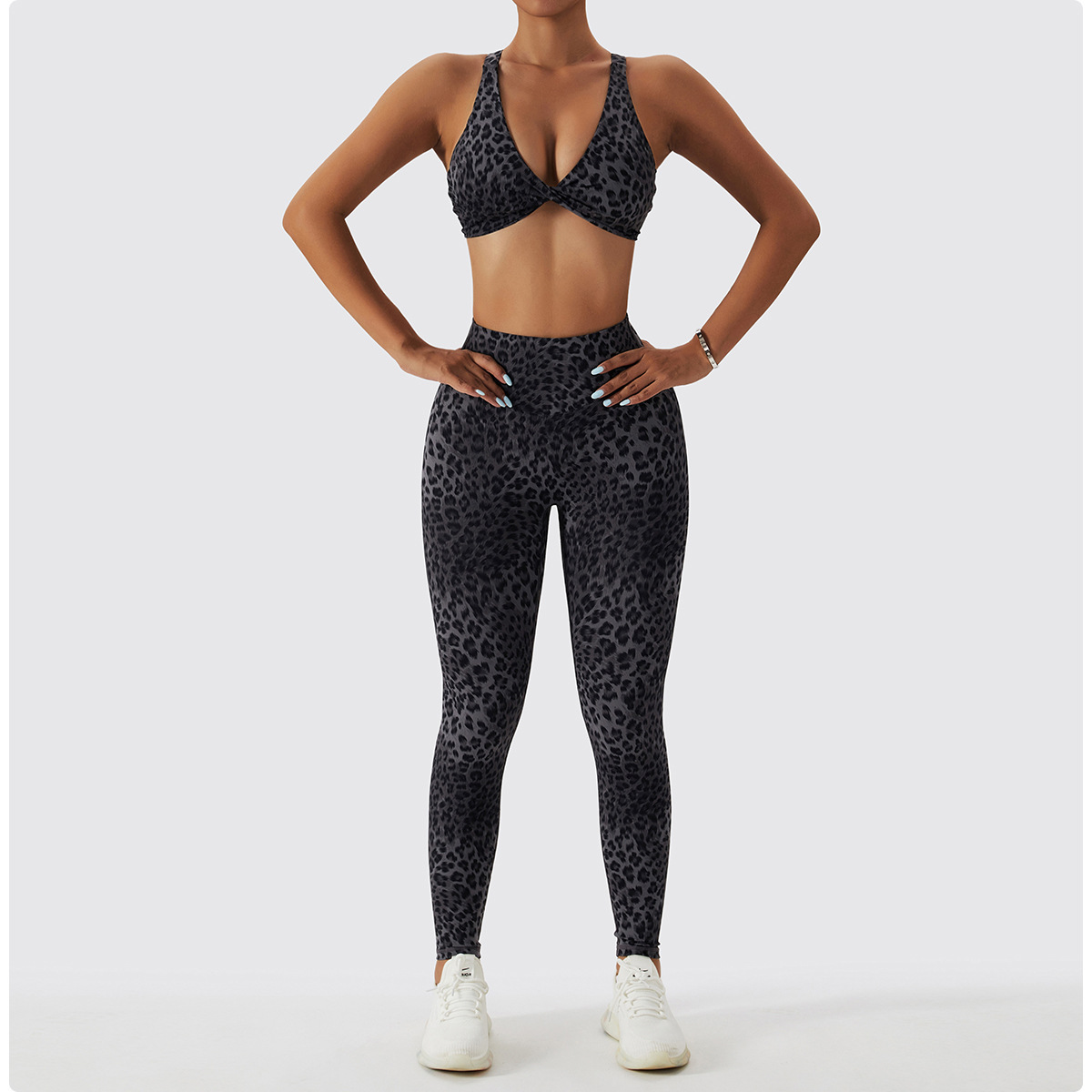 6 Model Display-TZ6561-1 Bra+Pants_08.jpg