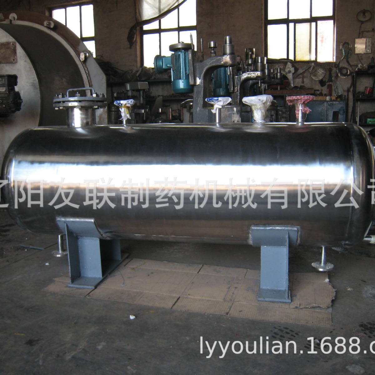 对焊法兰式机械密封不锈钢反应釜耐腐蚀防爆耐酸高压防爆反应釜