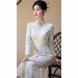 年轻款国风绿色改良旗袍2025秋少女长袖高端日常可穿