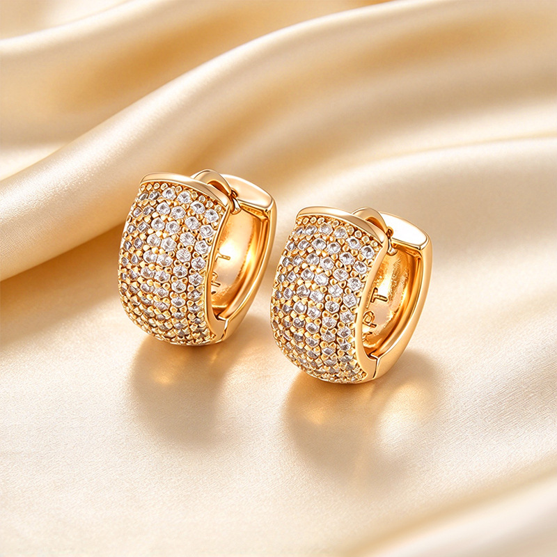 Pendientes de Aro con Zirconia de Aleación de Cobre Bañado en Oro de 18K